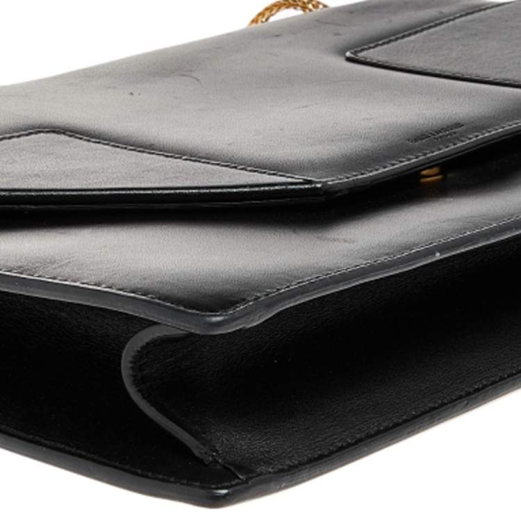 Pre Owned Saint Laurent Black Leather Betty Shoulder Bag