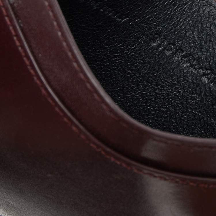 Pre Owned Saint Laurent Burgundy Leather Classic Card Holder