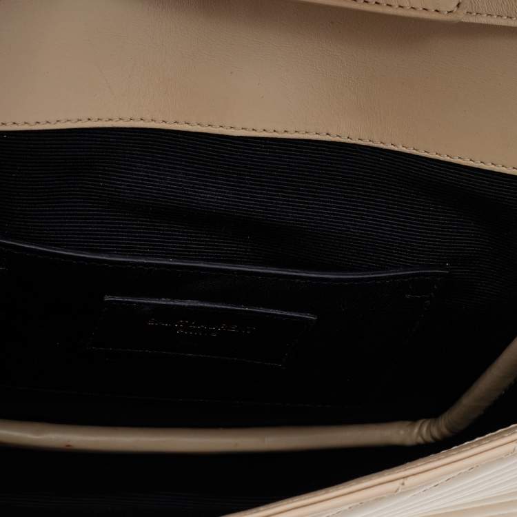Pre Owned Saint Laurent Beige Chevron Quilted Leather Monogram Envelope Shoulder Bag