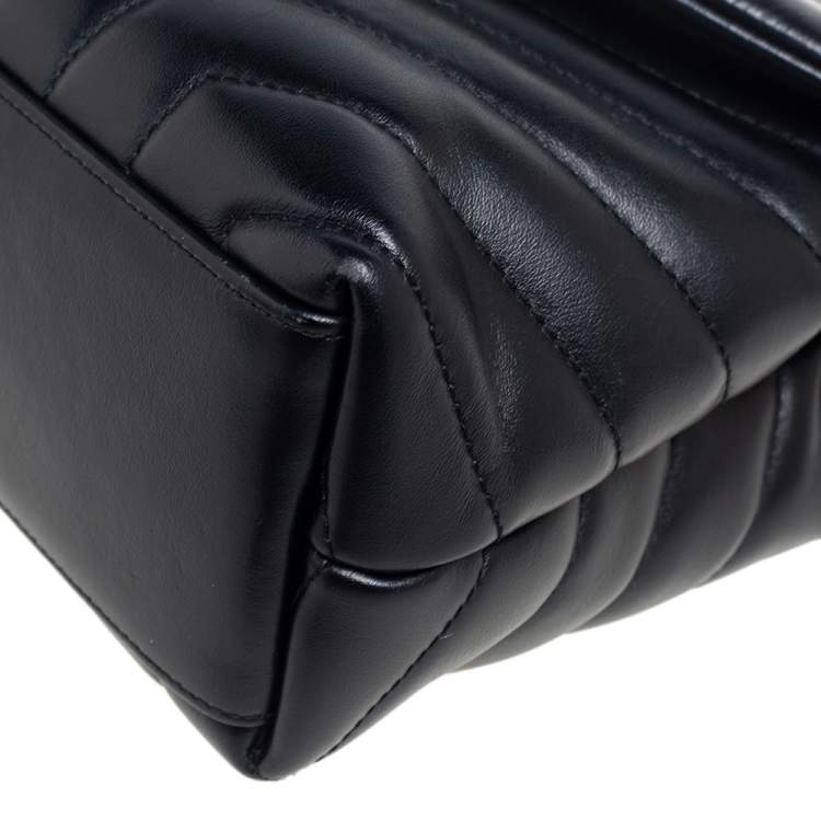 Pre Owned Saint Laurent Black Leather Small Loulou Shoulder Bag