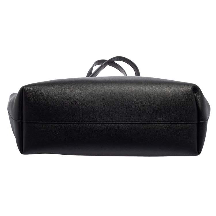 Pre Owned Saint Laurent Black Leather Shopper Tote