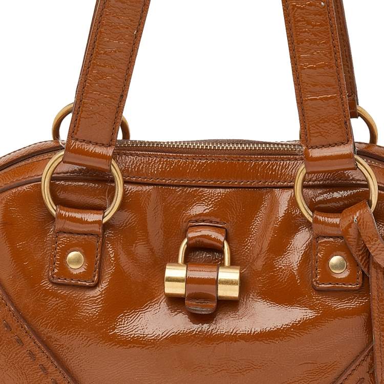 مملوكة مسبقًا Saint Laurent Brown Patent Leather Muse Satchel
