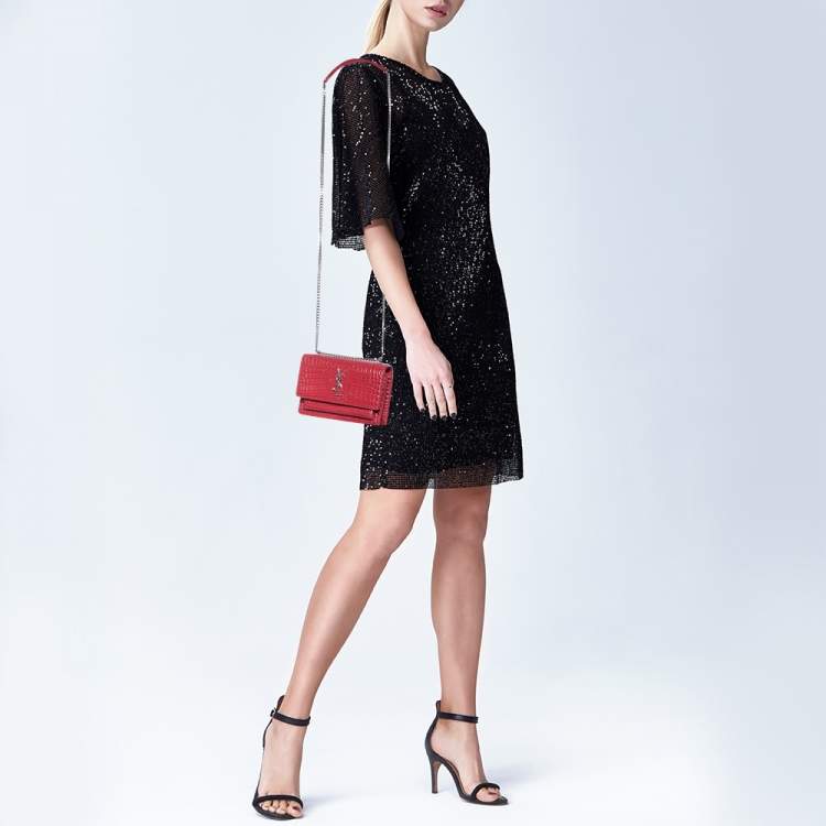 Pre Owned Saint Laurent Burgundy Croc Embossed Leather Medium Sunset Shoulder Bag