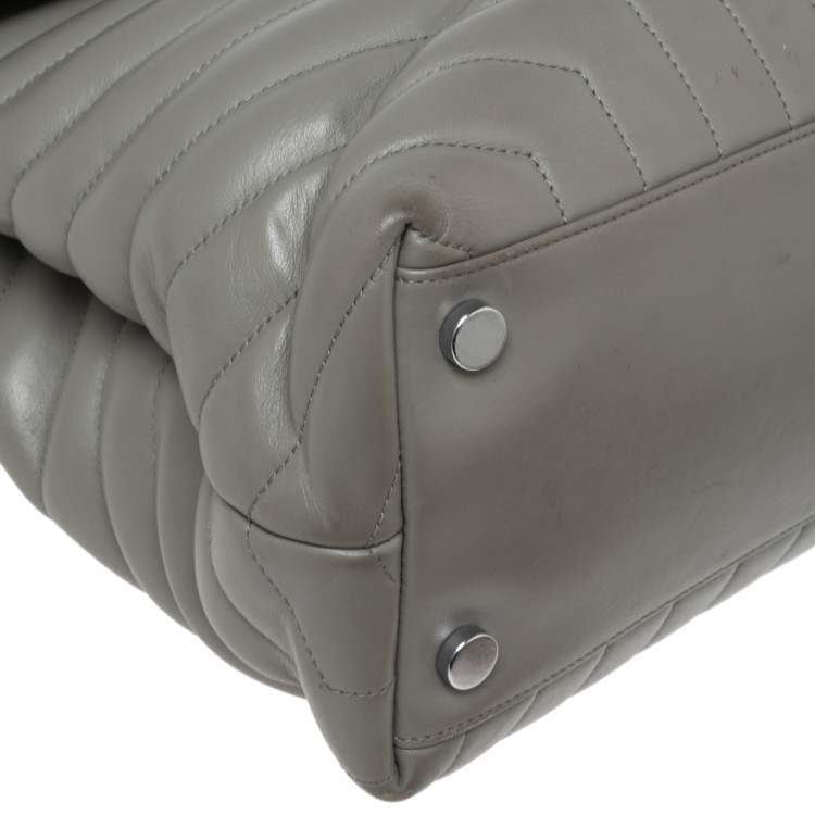 Pre Owned Saint Laurent Grey Matelassé Leather Large Loulou Shoulder Bag