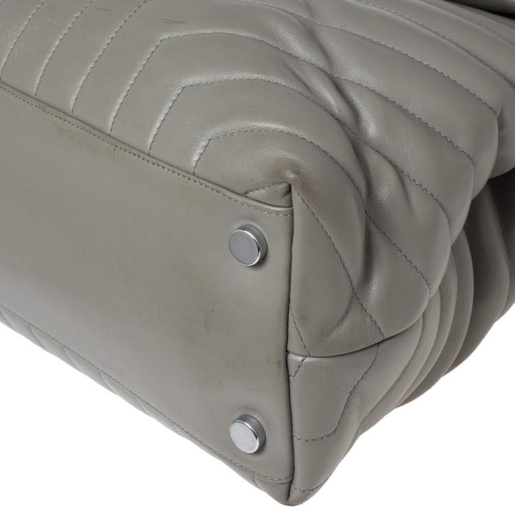 Pre Owned Saint Laurent Grey Matelassé Leather Large Loulou Shoulder Bag