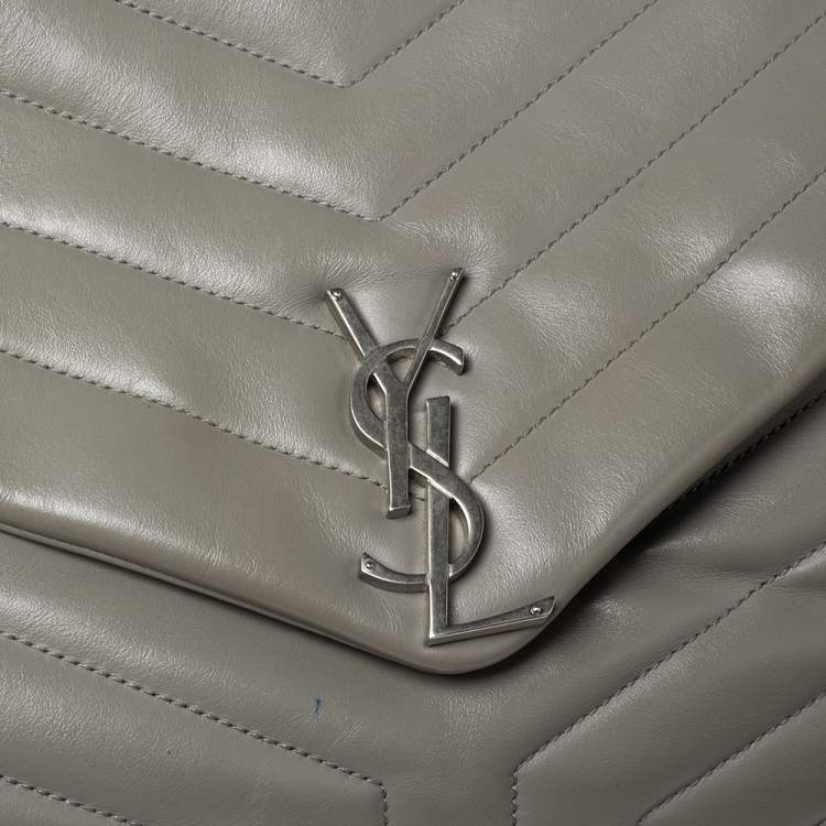 Pre Owned Saint Laurent Grey Matelassé Leather Large Loulou Shoulder Bag