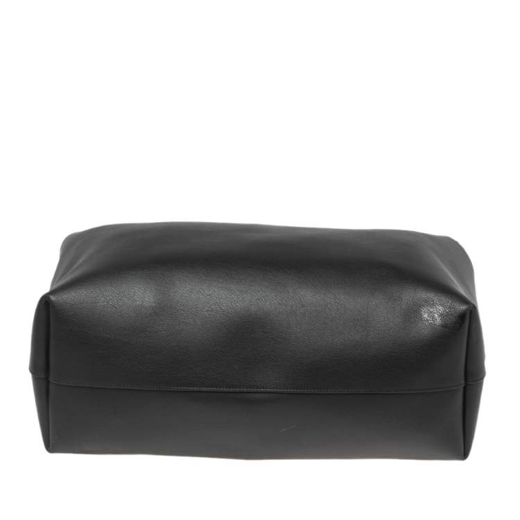Pre Owned Saint Laurent Black Leather E/W Shopping Tote