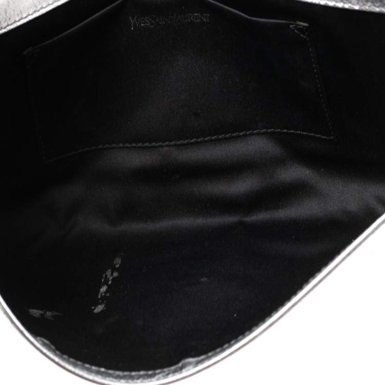 Pre Owned Yves Saint Laurent Metallic Sliver Leather Belle De Jour Flap Clutch