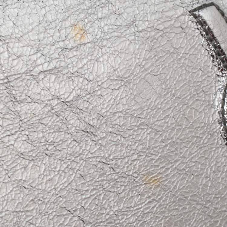 Pre Owned Yves Saint Laurent Metallic Sliver Leather Belle De Jour Flap Clutch
