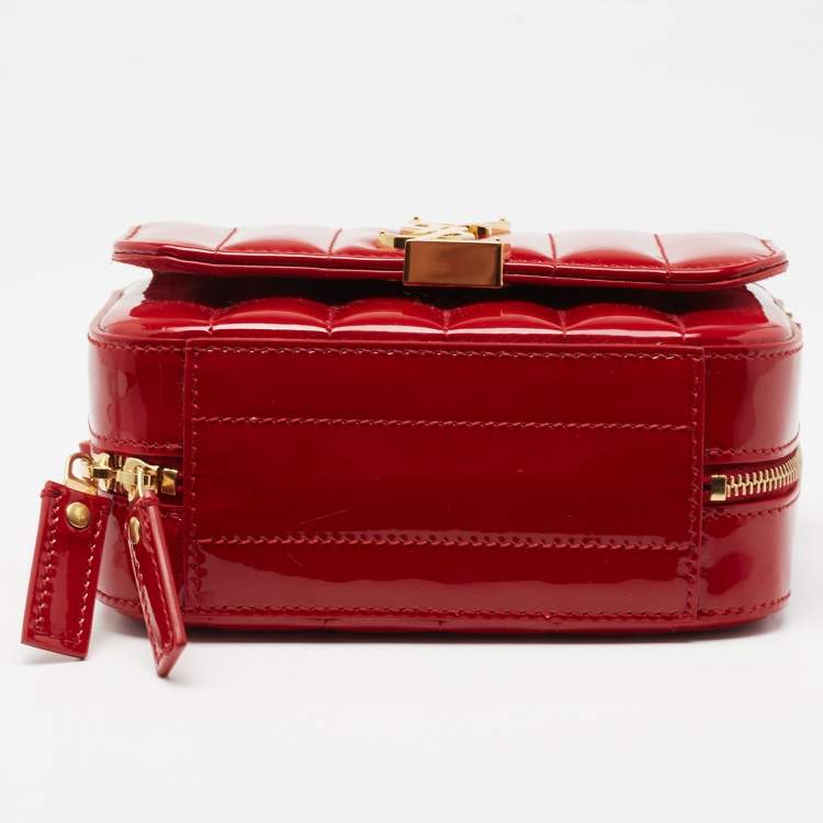 Pre Owned Saint Laurent Red Matelasse Patent Leather Toy Vicky Camera Crossbody Bag