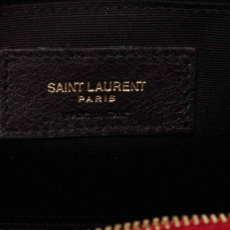 Pre Owned Saint Laurent Red Matelasse Patent Leather Toy Vicky Camera Crossbody Bag