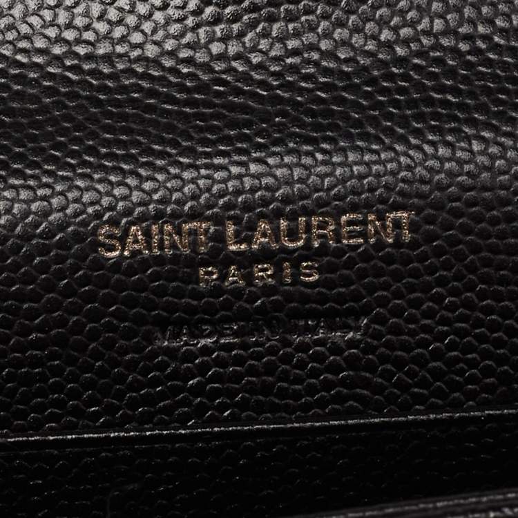 مملوكة مسبقًا Saint Laurent Black Leather Monogram Envelope Compact Wallet