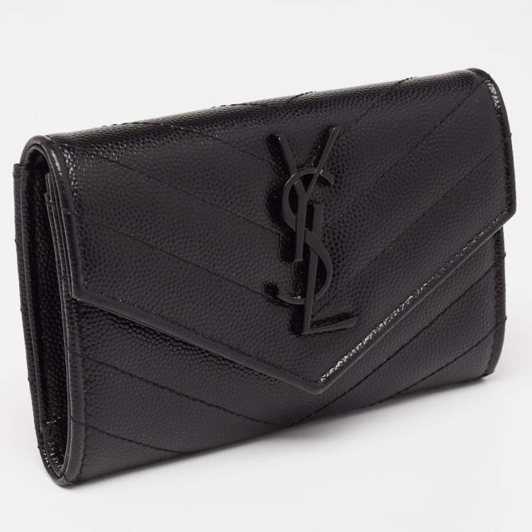 مملوكة مسبقًا Saint Laurent Black Leather Monogram Envelope Compact Wallet
