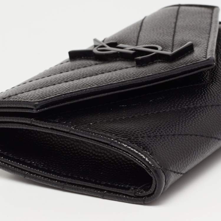 مملوكة مسبقًا Saint Laurent Black Leather Monogram Envelope Compact Wallet