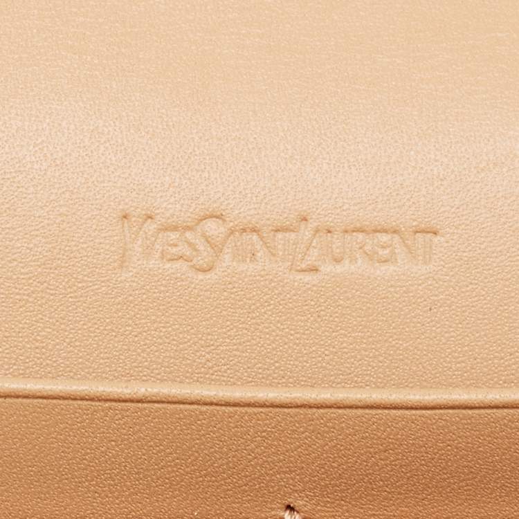 Pre Owned Saint Laurent Beige Patent Leather Belle De Jour Flap Clutch