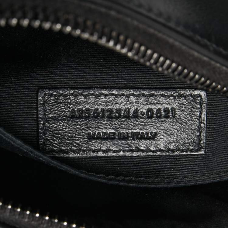 Pre Owned Saint Laurent Black Matelassé Leather Monogram Lou Camera Crossbody Bag