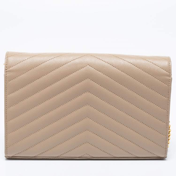 مملوكة مسبقًا Saint Laurent Beige Matelassé Leather Monogram Envelope Wallet on Chain