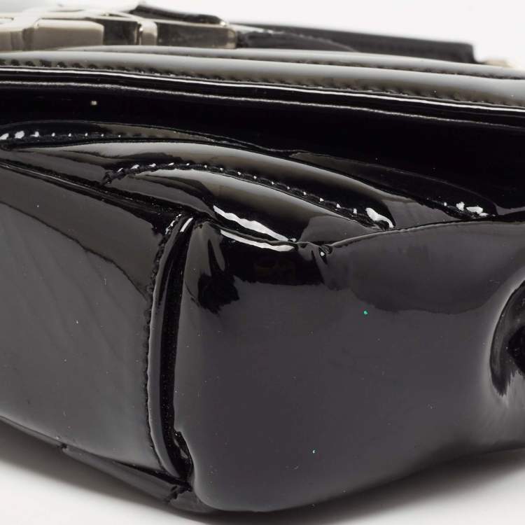Pre Owned Saint Laurent Black Matelassé Patent Leather Classic Baby Monogram Chain Bag