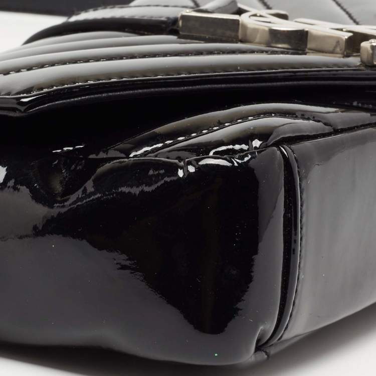 Pre Owned Saint Laurent Black Matelassé Patent Leather Classic Baby Monogram Chain Bag