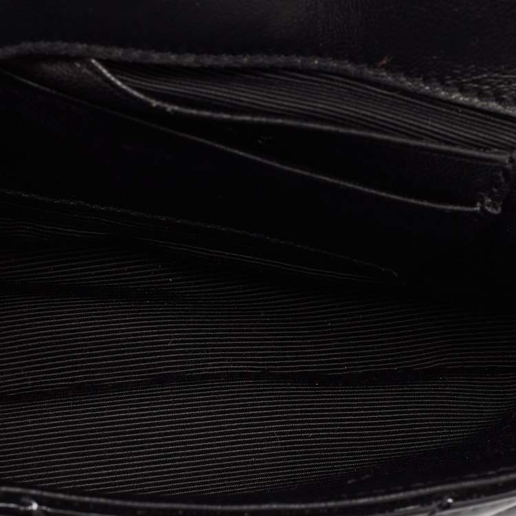 Pre Owned Saint Laurent Black Matelassé Patent Leather Classic Baby Monogram Chain Bag
