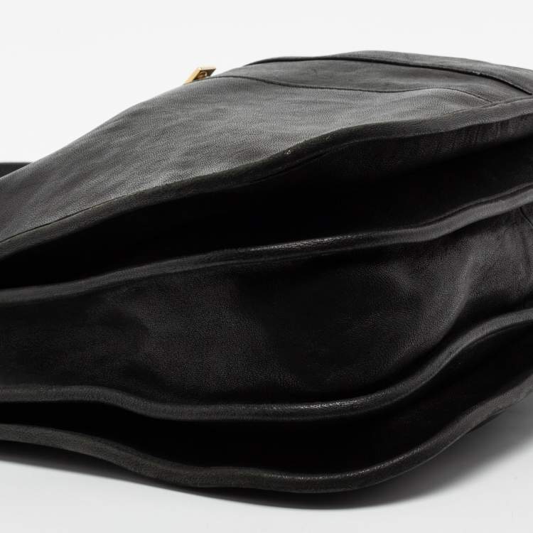 Pre Owned Yves Saint Laurent Black Leather Y-Ligne Shoulder Bag