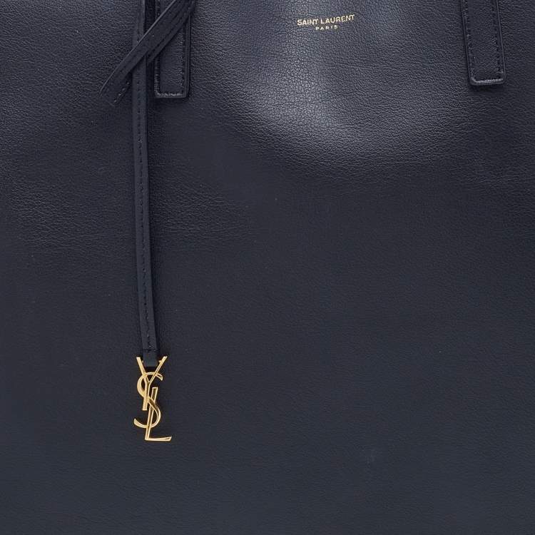 Pre Owned Saint Laurent Black Leather E/W Shopper Tote