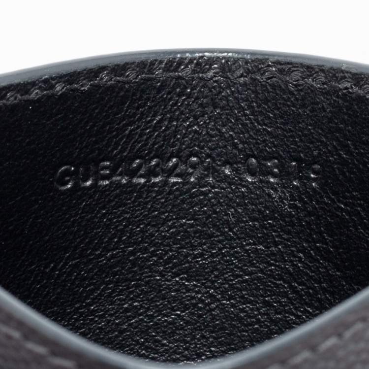 مملوكة مسبقًا Saint Laurent Black Monogram Leather Logo Card Holder