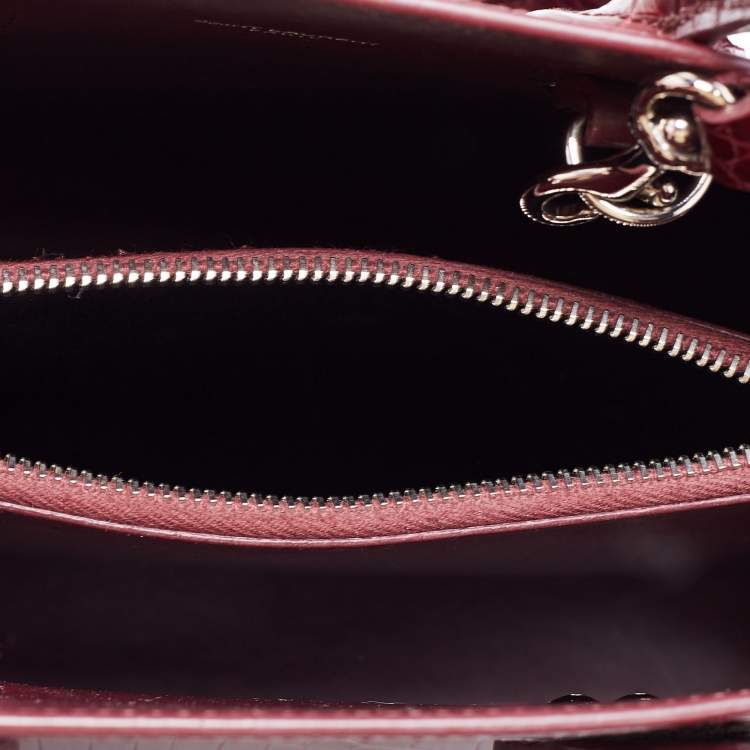 Pre Owned Saint Laurent Burgundy Croc Embossed Leather Baby Classic Sac De Jour Tote