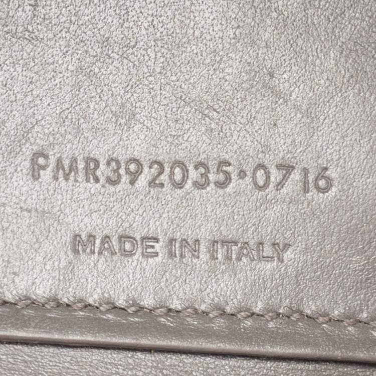 Pre Owned Saint Laurent Grey Croc Embossed Leather Nano Classic Sac De Jour Tote