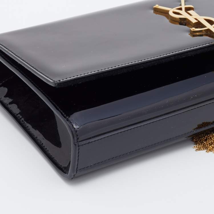 مملوكة مسبقًا Saint Laurent Black Patent Leather Kate Tassel Clutch