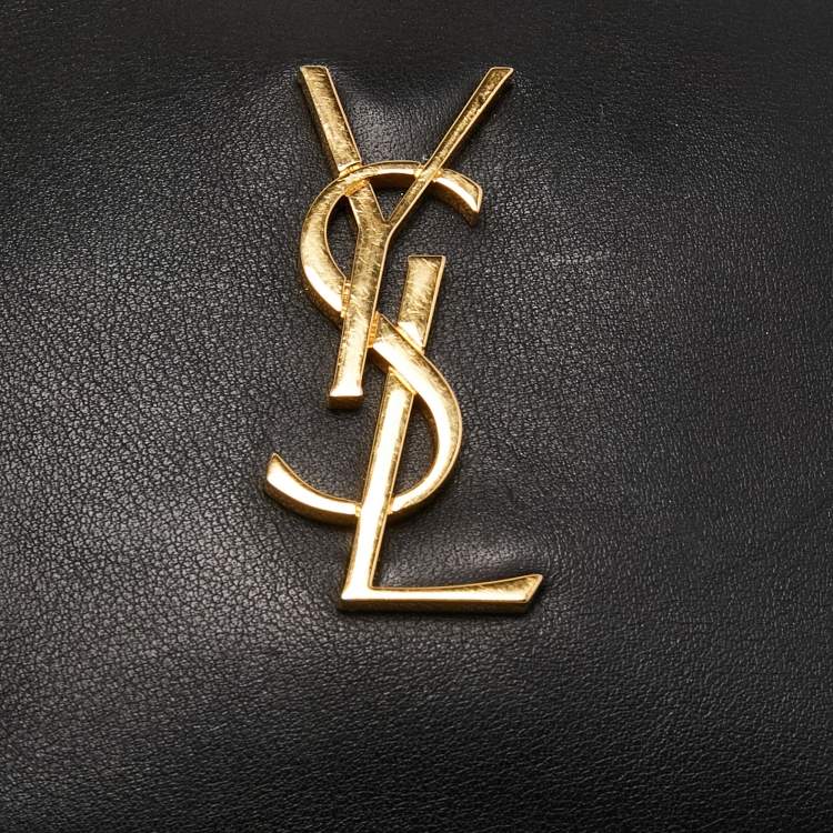 Pre Owned Saint Laurent Black Leather Mini Blogger Crossbody Bag