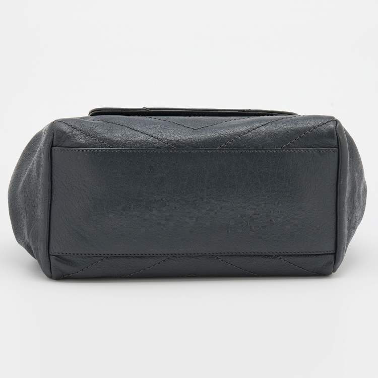 Pre Owned Saint Laurent Dark Grey Crinkled Leather Niki Shoulder Bag