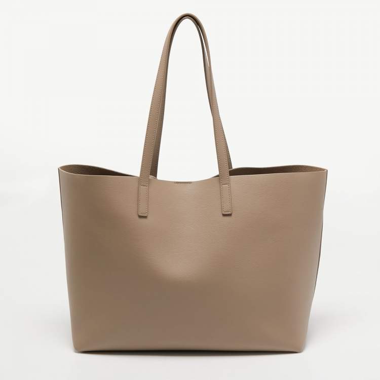 Pre Owned Saint Laurent Beige Leather E/W Shopper Tote