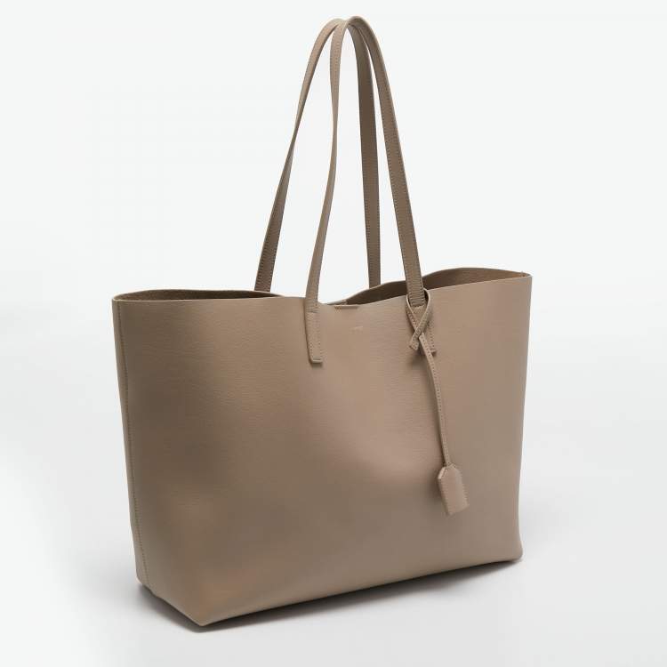 Pre Owned Saint Laurent Beige Leather E/W Shopper Tote