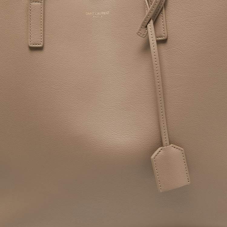 Pre Owned Saint Laurent Beige Leather E/W Shopper Tote