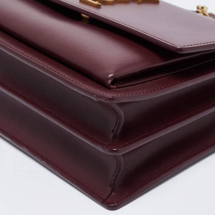 Pre Owned Saint Laurent Burgundy Leather Medium Sunset Shoulder Bag