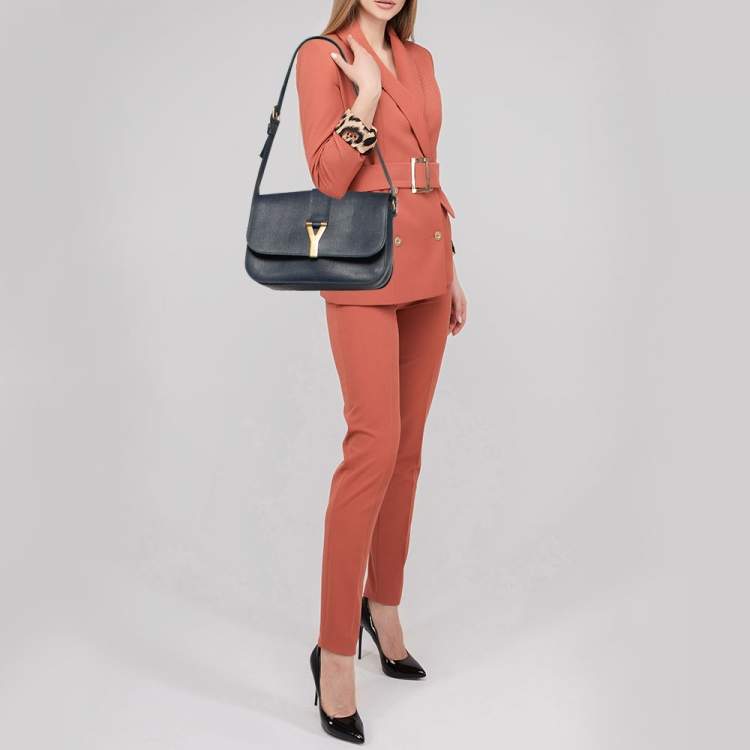 مملوكة مسبقًا Saint Laurent Navy Blue Textured Leather Large Chyc Shoulder Bag