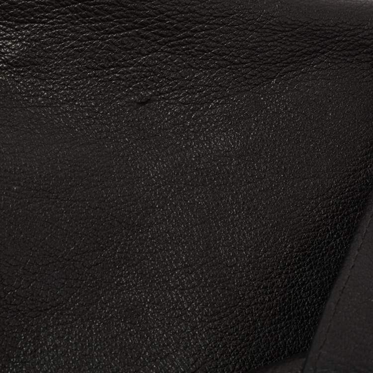 مملوكة مسبقًا Saint Laurent Black Leather Tote