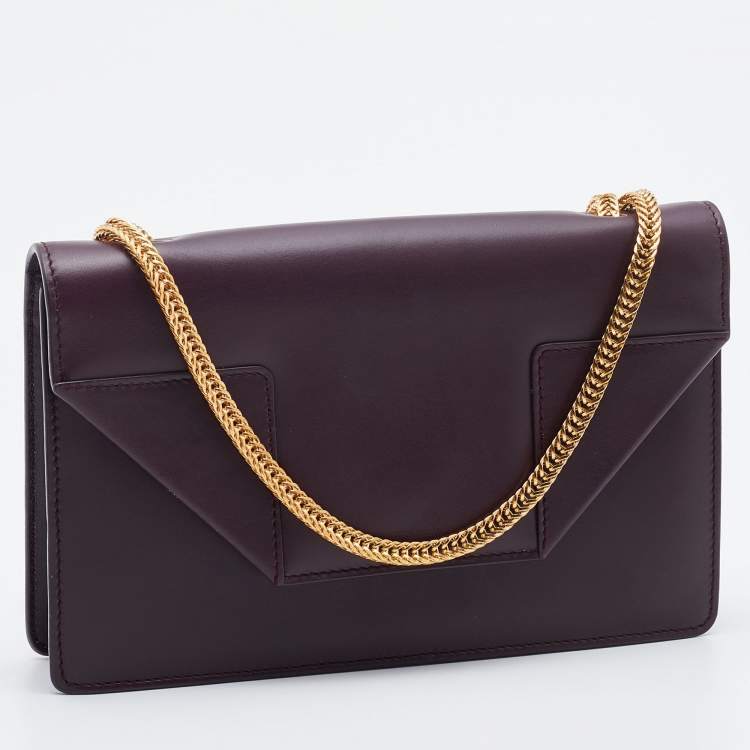 Pre Owned Saint Laurent Burgundy Leather Betty Chain Shoulder Bag