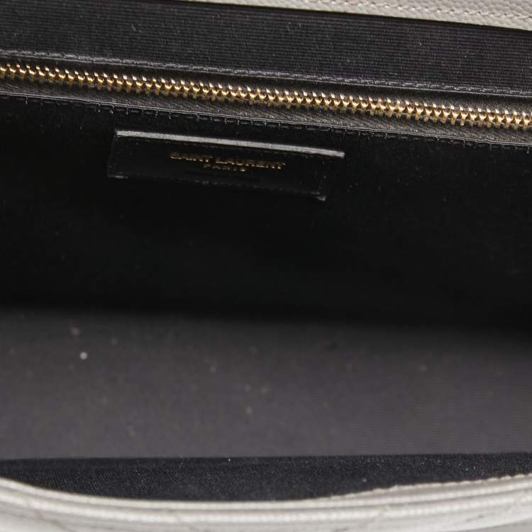 مملوكة مسبقًا Saint Laurent Grey Matelassé Leather Large Cassandre Flap Bag