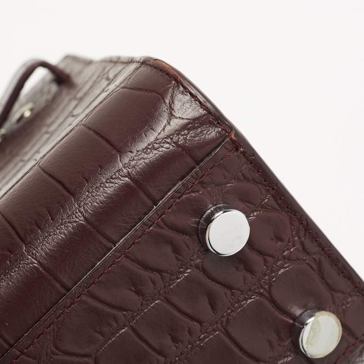 مملوكة مسبقًا Saint Laurent Burgundy Croc Embossed Leather Nano Classic Sac De Jour Tote