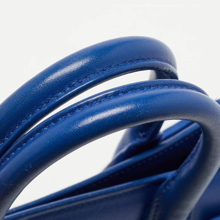 مملوكة مسبقًا Saint Laurent Blue Leather Nano Classic Sac De Jour Tote
