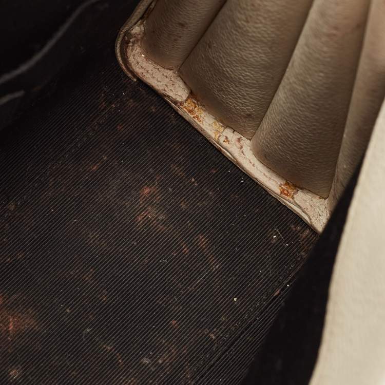 Pre Owned Saint Laurent White Leather Nano Classic Sac De Jour Tote