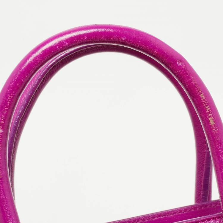 مملوكة مسبقًا Saint Laurent Magenta Leather Baby Classic Sac De Jour Tote