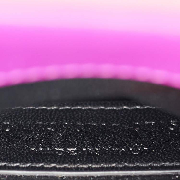 مملوكة مسبقًا Saint Laurent Magenta Leather Baby Classic Sac De Jour Tote