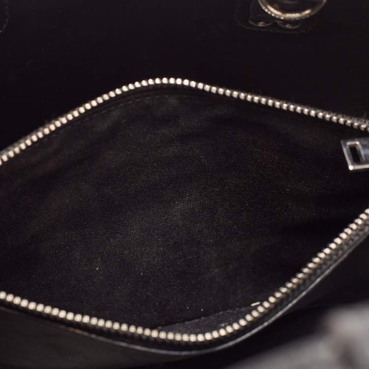 مملوكة مسبقًا Saint Laurent Black Leather Baby Classic Sac De Jour Tote