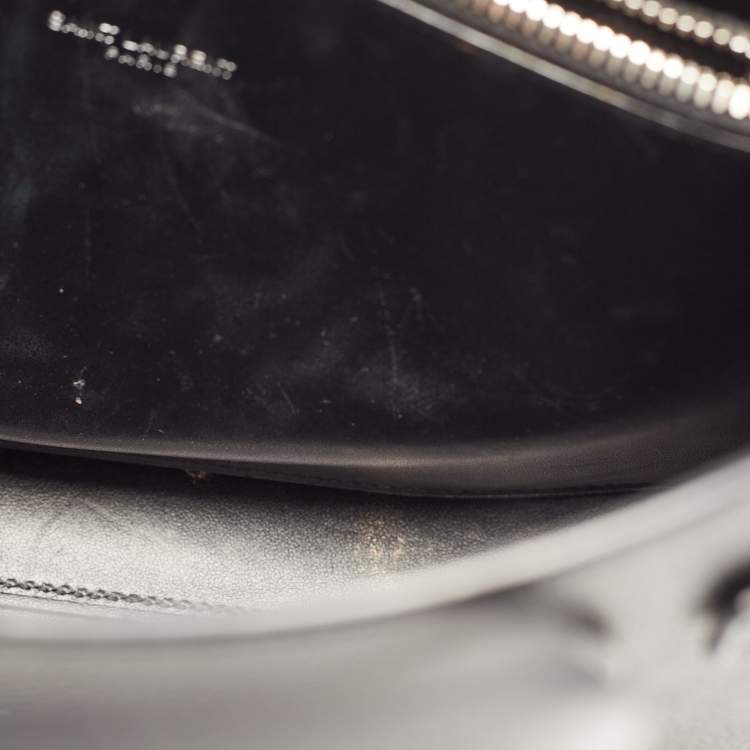 مملوكة مسبقًا Saint Laurent Black Leather Baby Classic Sac De Jour Tote
