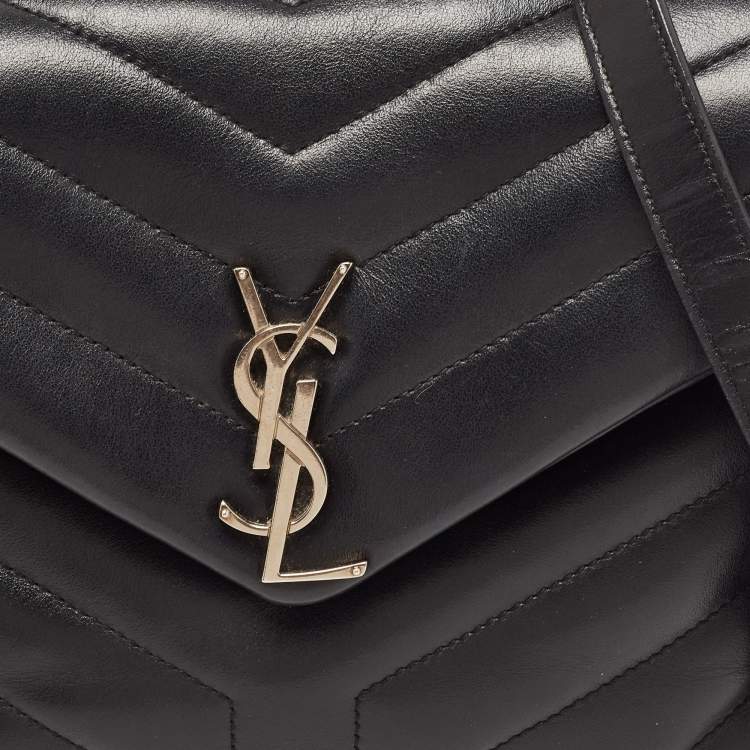 مملوكة مسبقًا Saint Laurent Black Leather Small Loulou Shoulder Bag