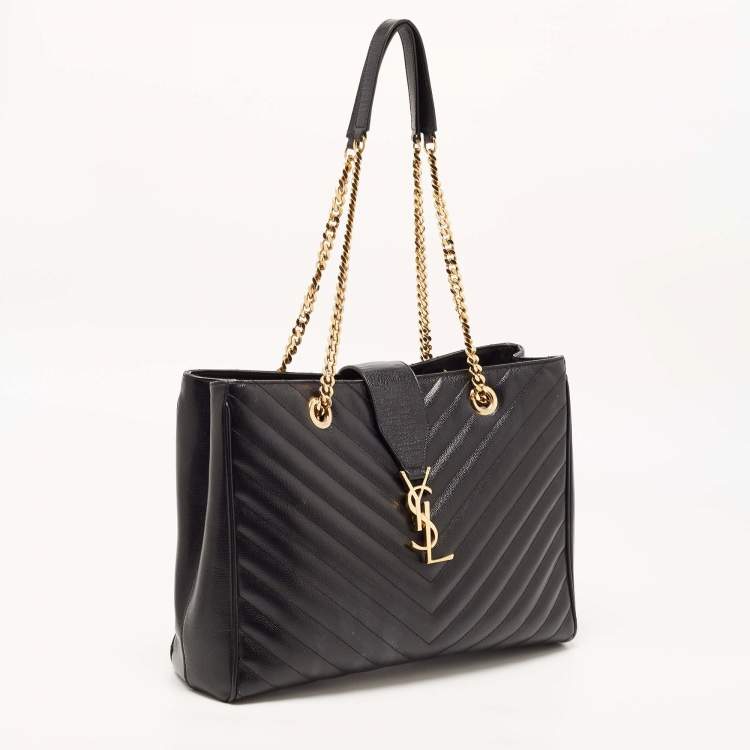 مملوكة مسبقًا Saint Laurent Black Matelasse Leather Cassandre Shopper Tote