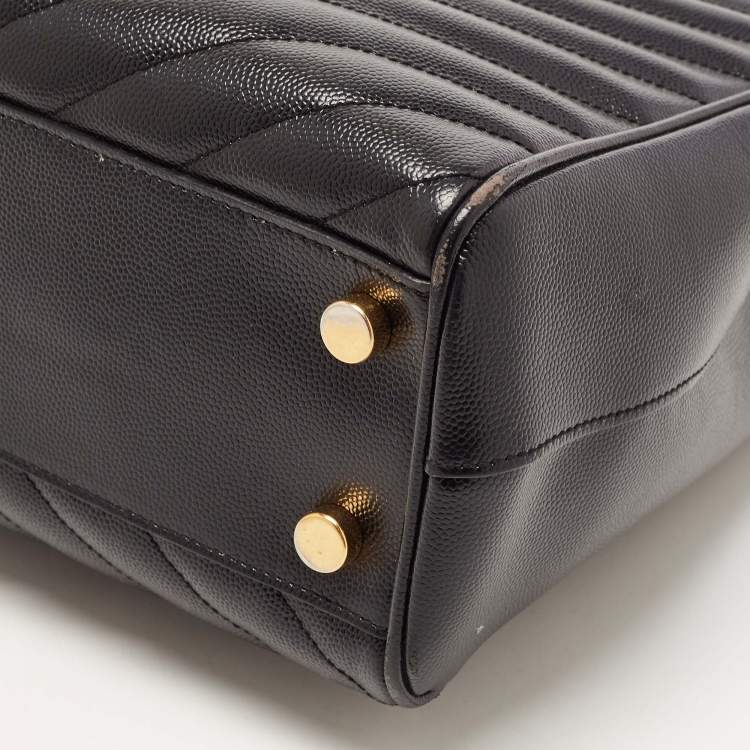 مملوكة مسبقًا Saint Laurent Black Matelasse Leather Cassandre Shopper Tote